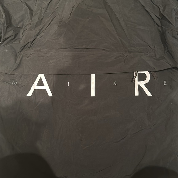 Nike Air Windbreaker Jacket - Picture 2 of 7